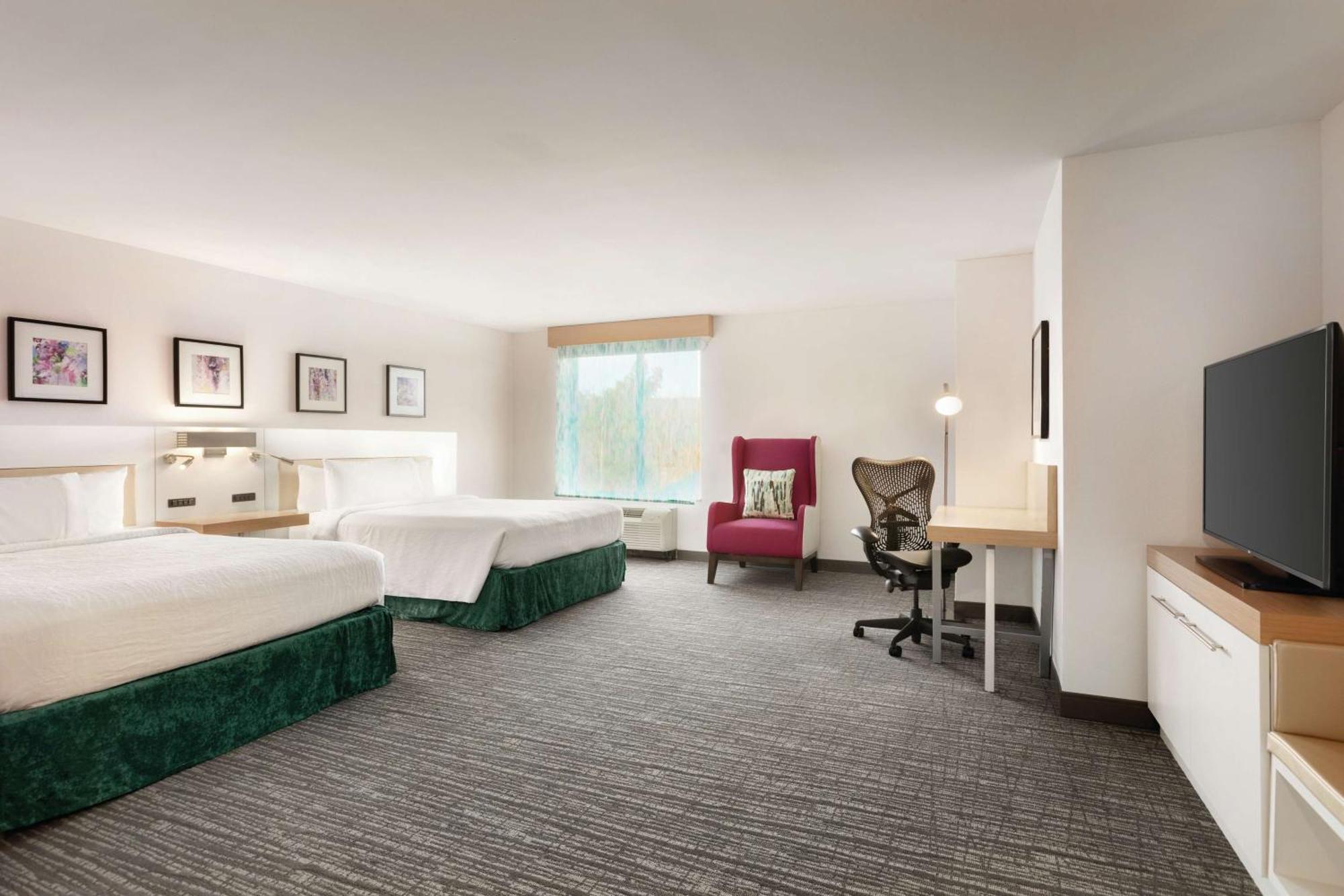 Hilton Garden Inn ברידג'ווטר מראה חיצוני תמונה