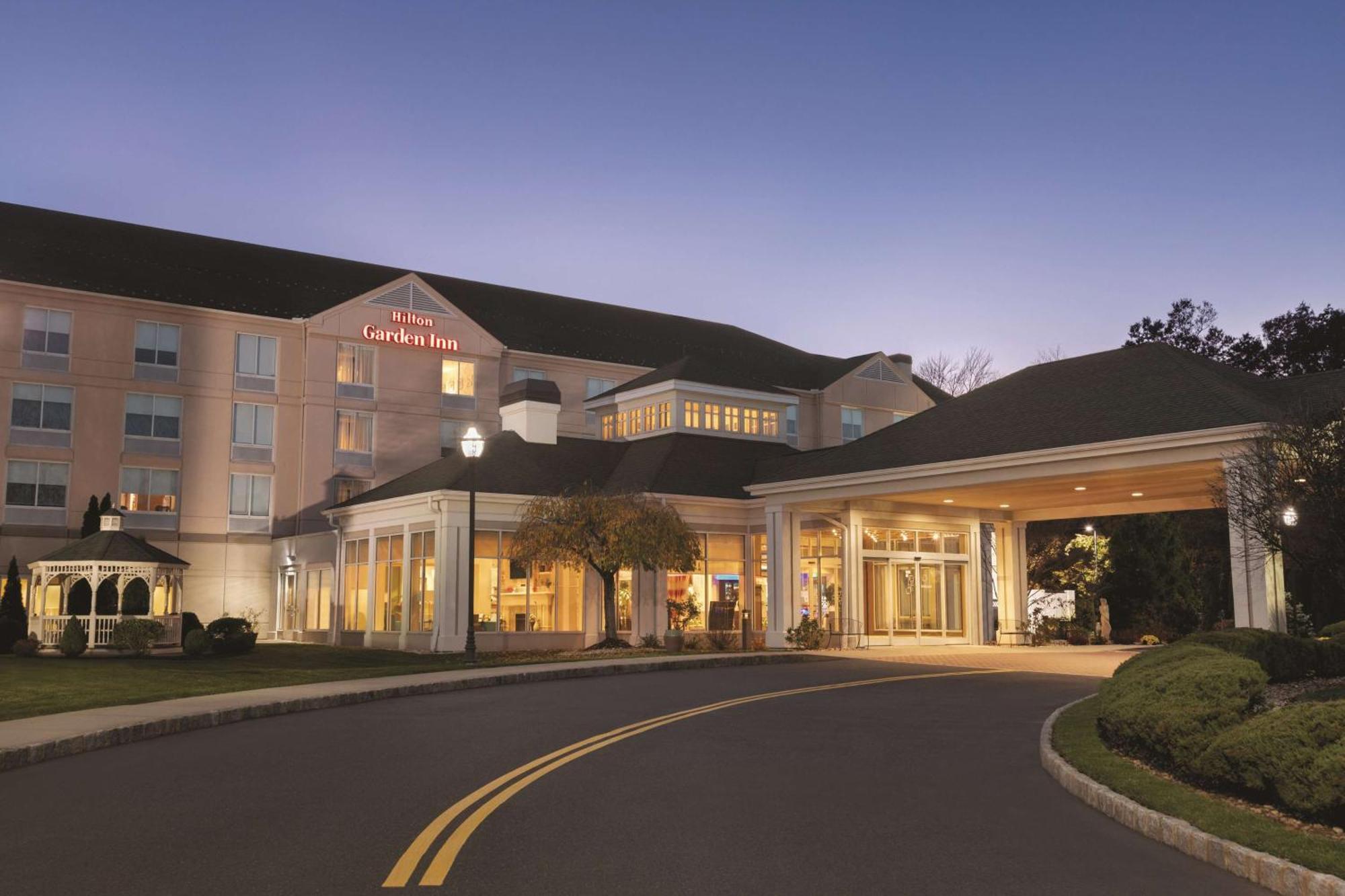 Hilton Garden Inn ברידג'ווטר מראה חיצוני תמונה